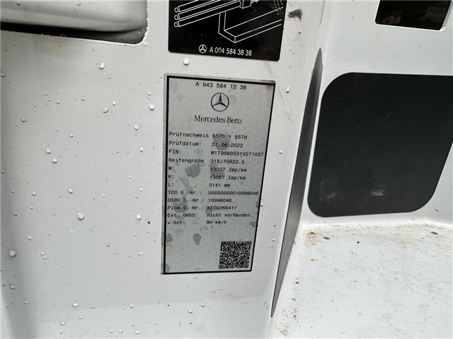Mercedes Econic Førerhus lille skade