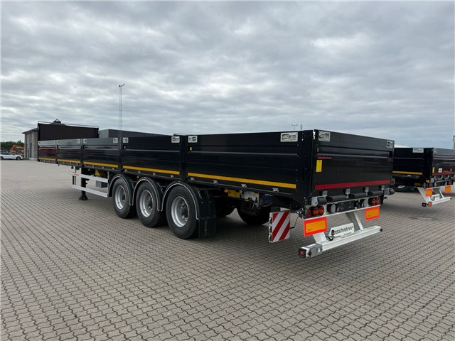 Kässbohrer SPS 3, Alusider Åben