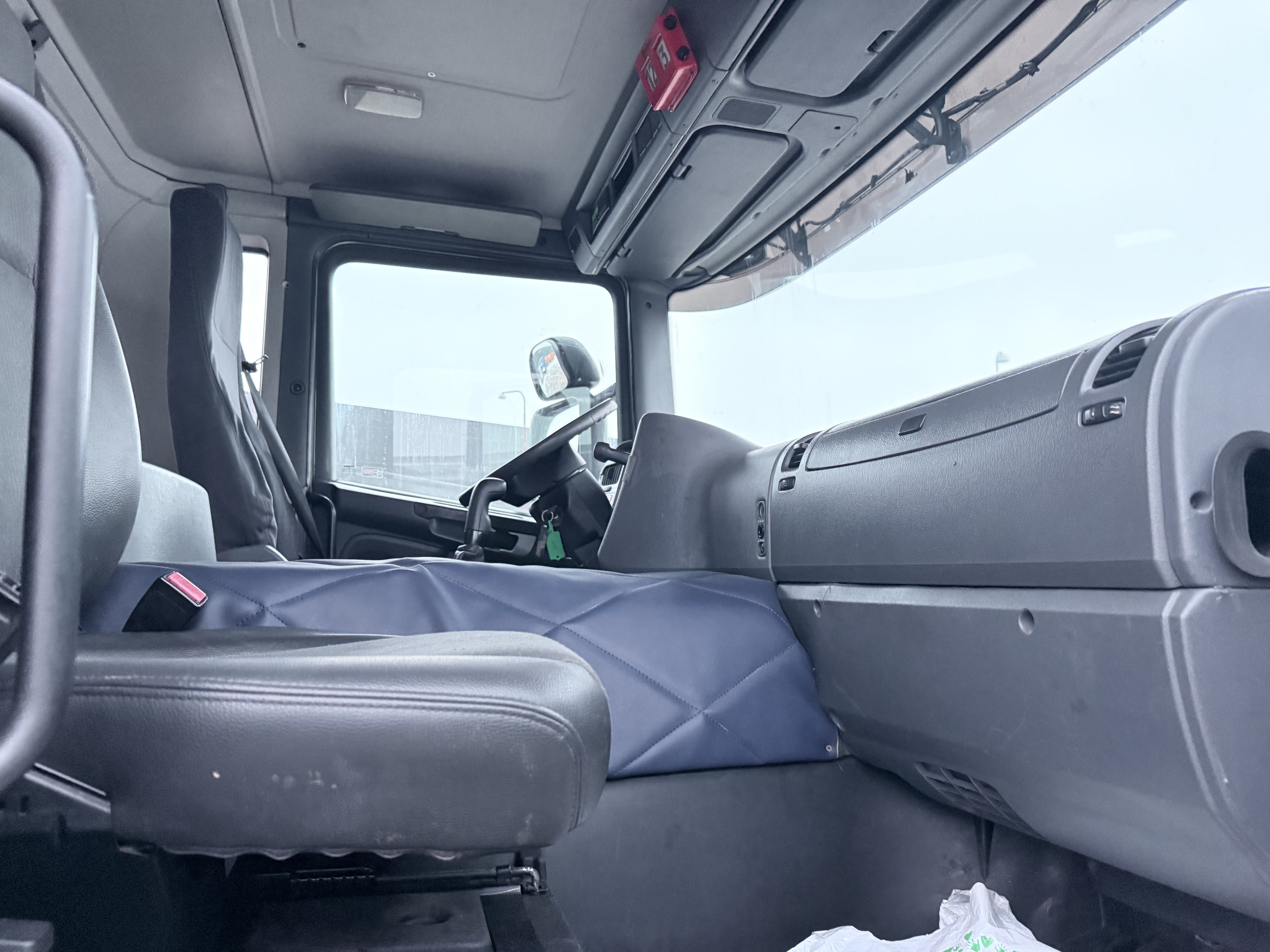 Scania P360 6x4 Hvidtved Larsen FlexLine 312