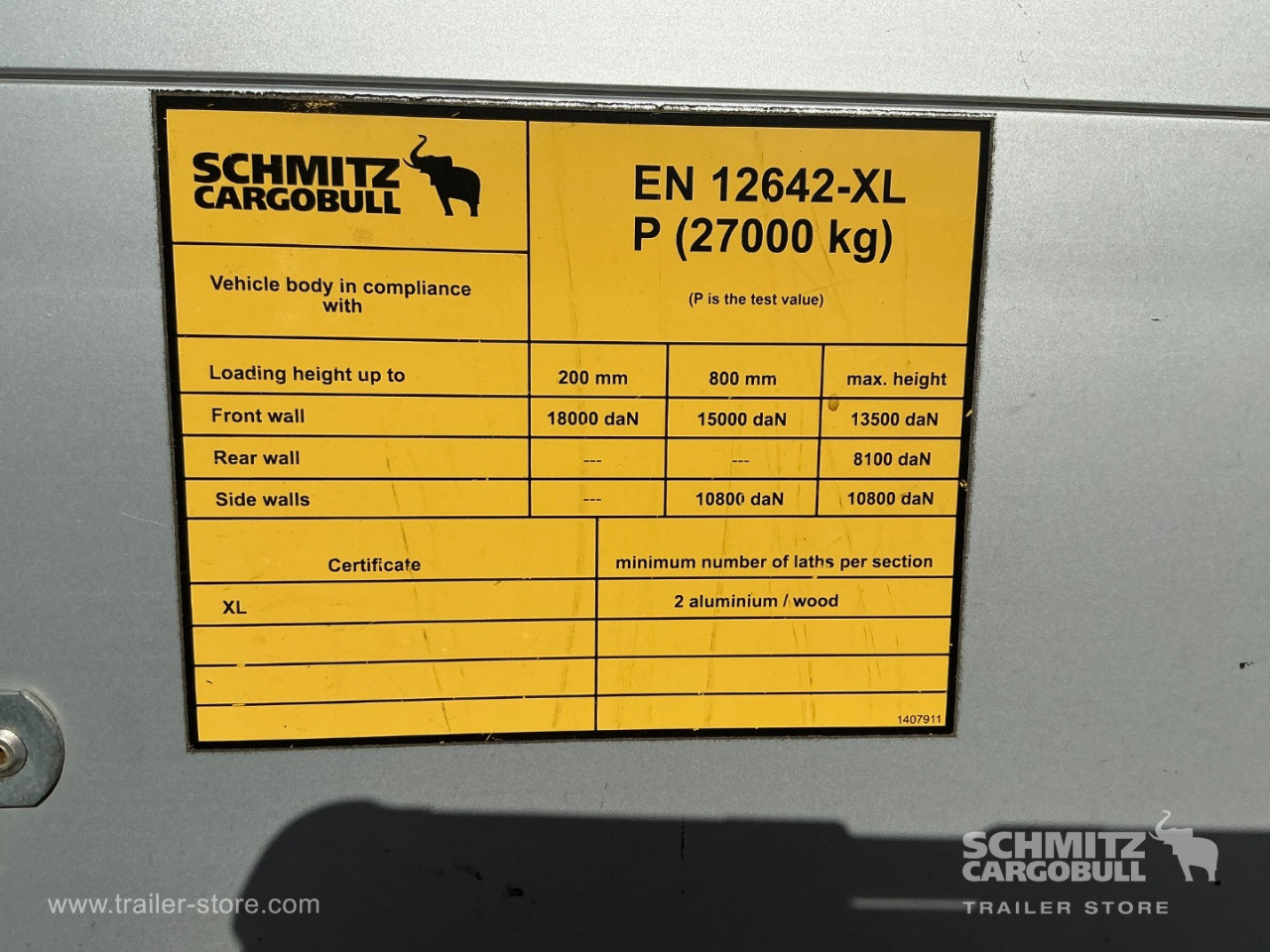 Schmitz Semi Curtainsider Standard