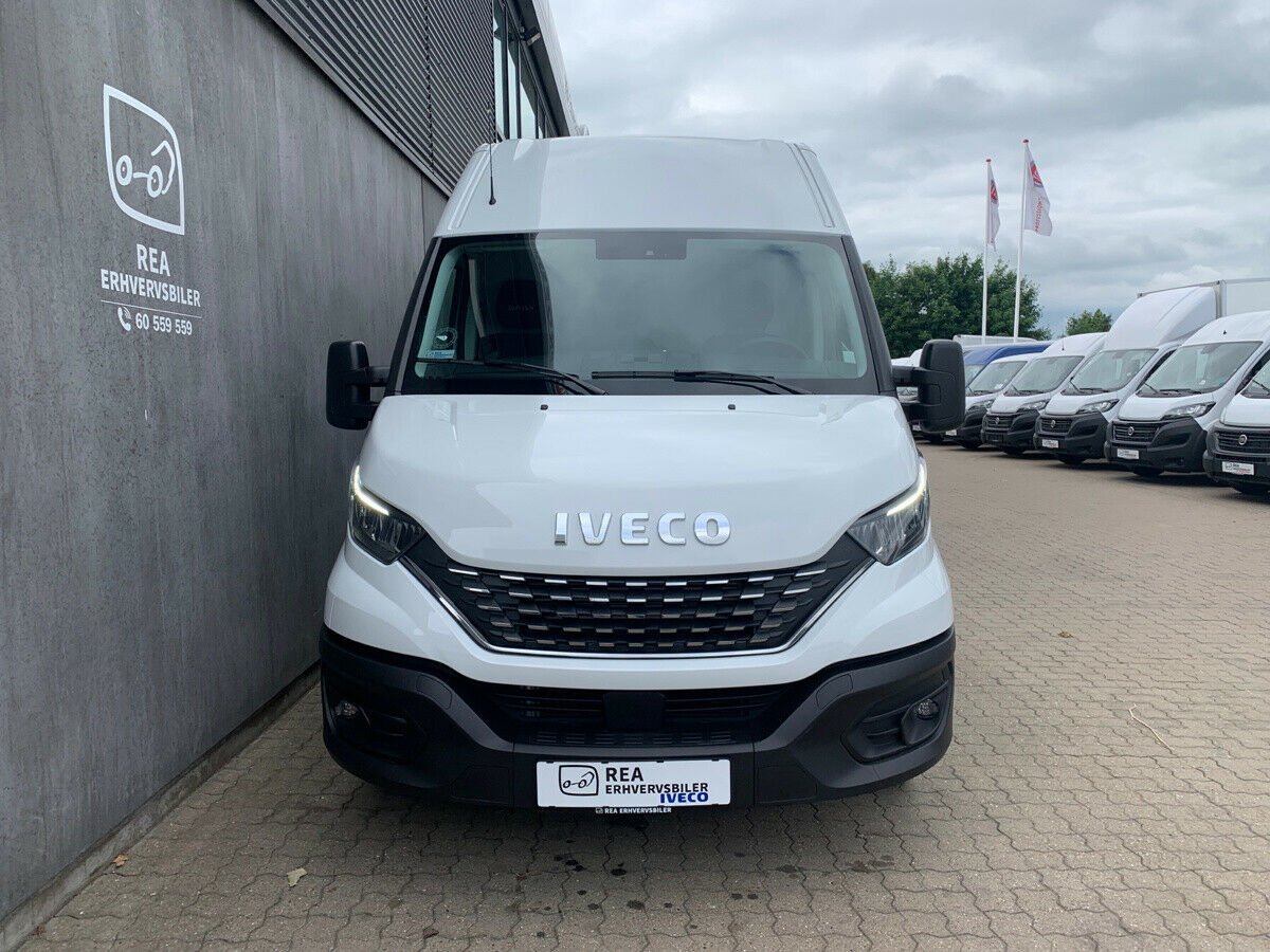 Iveco Daily 35S16A8 12m3 Aut.