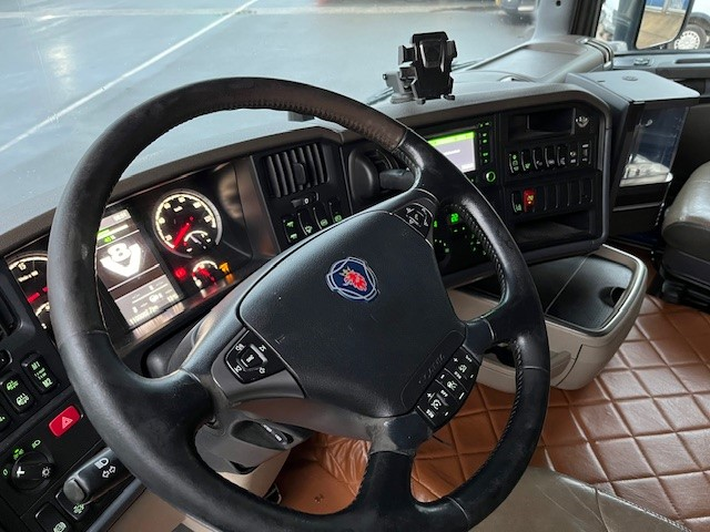 Scania R730