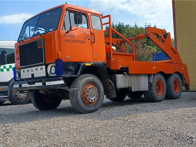 Volvo F 88 6x6
