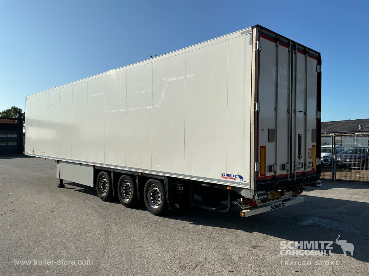 Schmitz Semi Reefer Meat hanging system