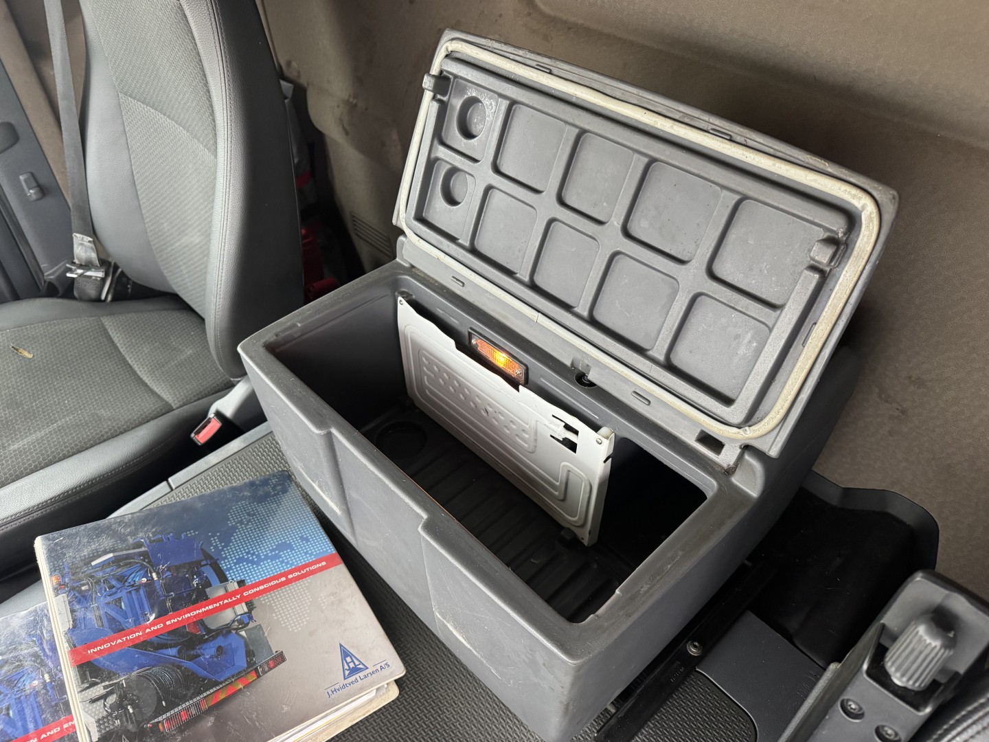 Scania P410 6x2*4 Hvidtved Larsen Flexline 312 ADR