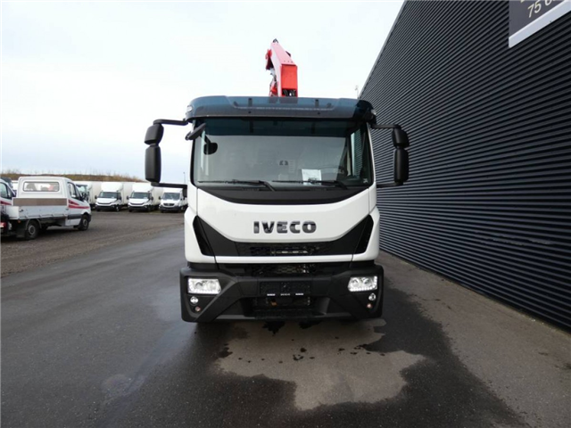 Iveco Eurocargo 160-250 Stiladsbil m. Kran