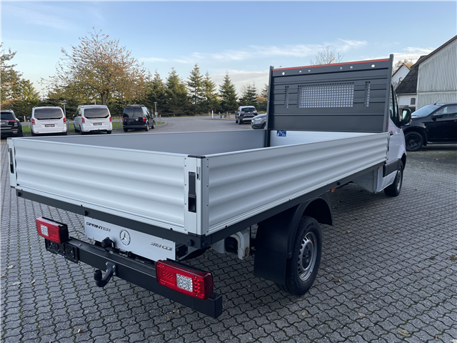 Mercedes Sprinter 319