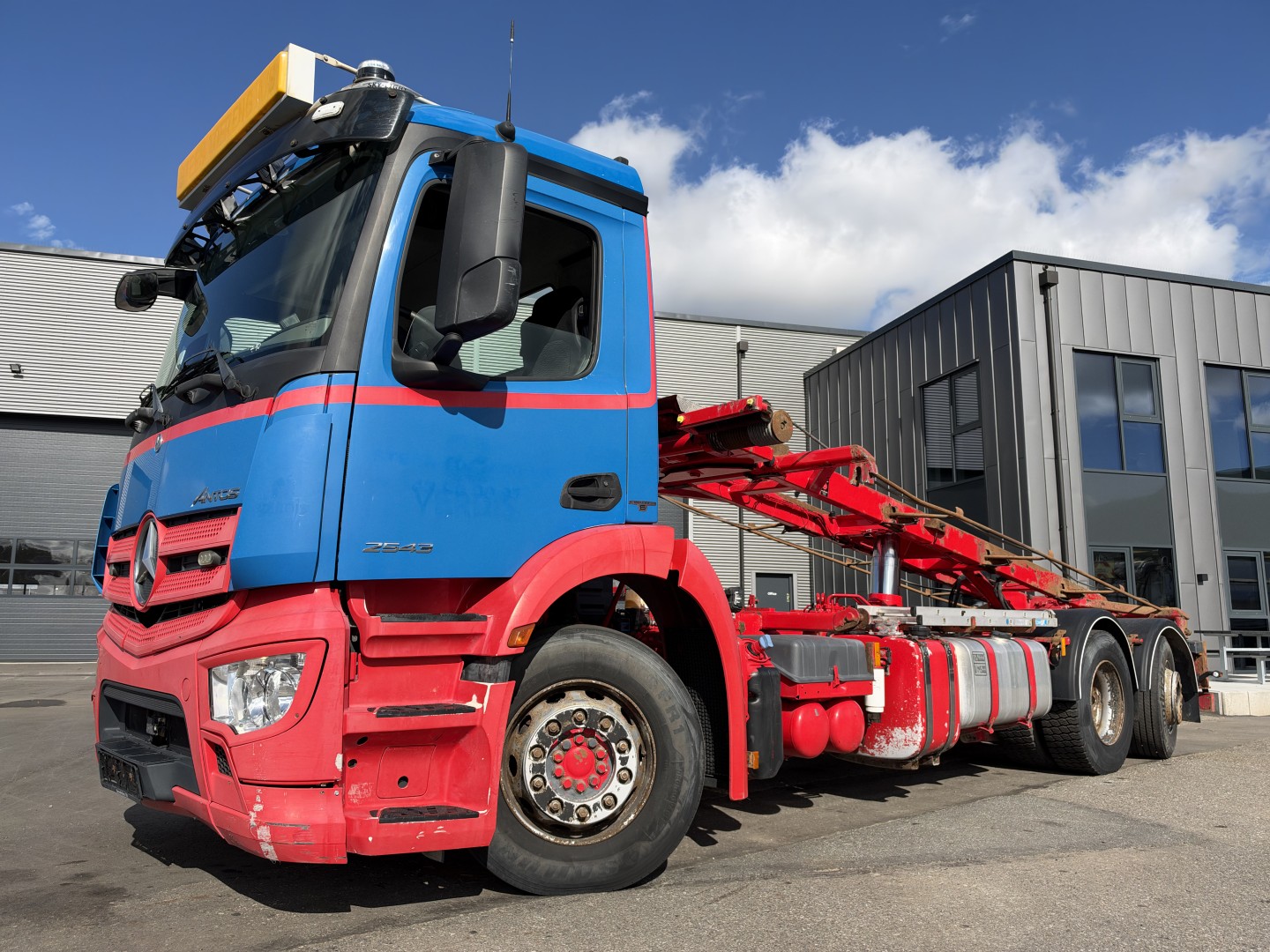 Mercedes Actros 2543 6x2*4 Multilift