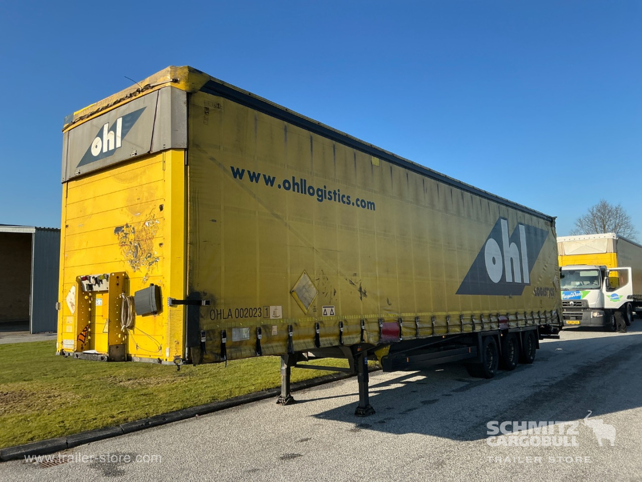 Schmitz Semi Curtainsider Mega