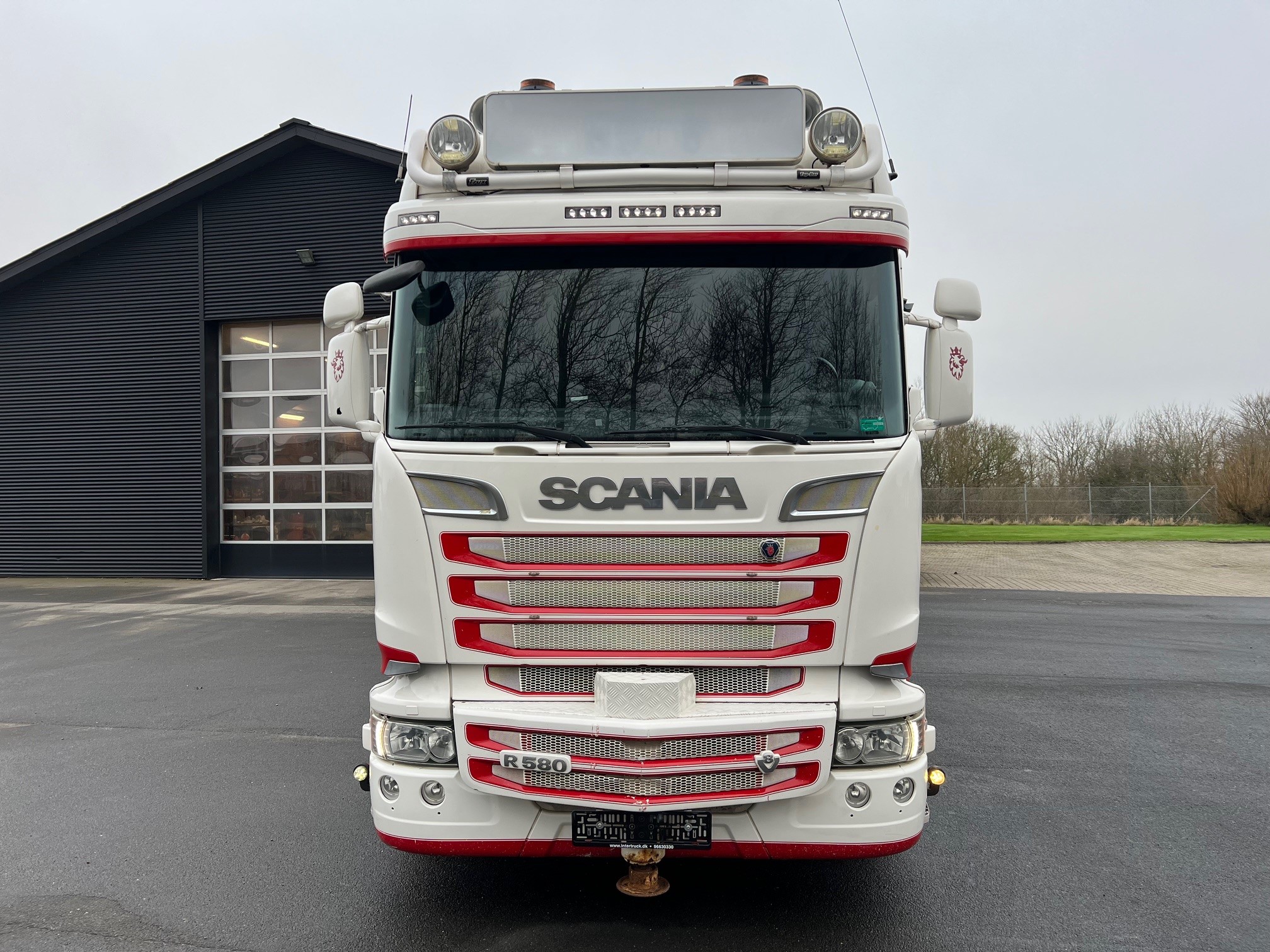 Scania R580 8X2*6 HMF 6020 OK6 + Jib