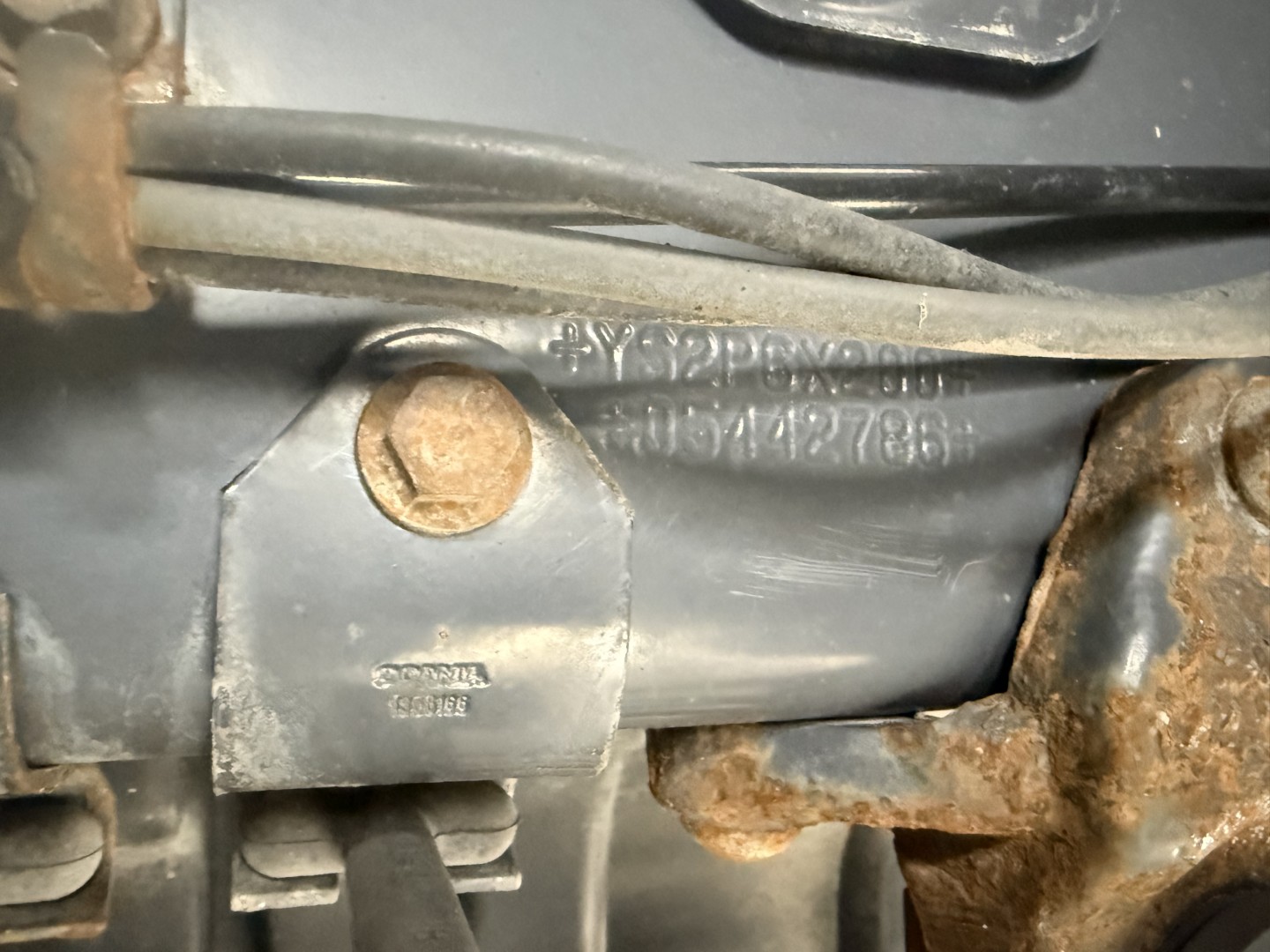 Scania P320 6x2*4 Carrier Supra 1250 Mt 9.50 m. kasse