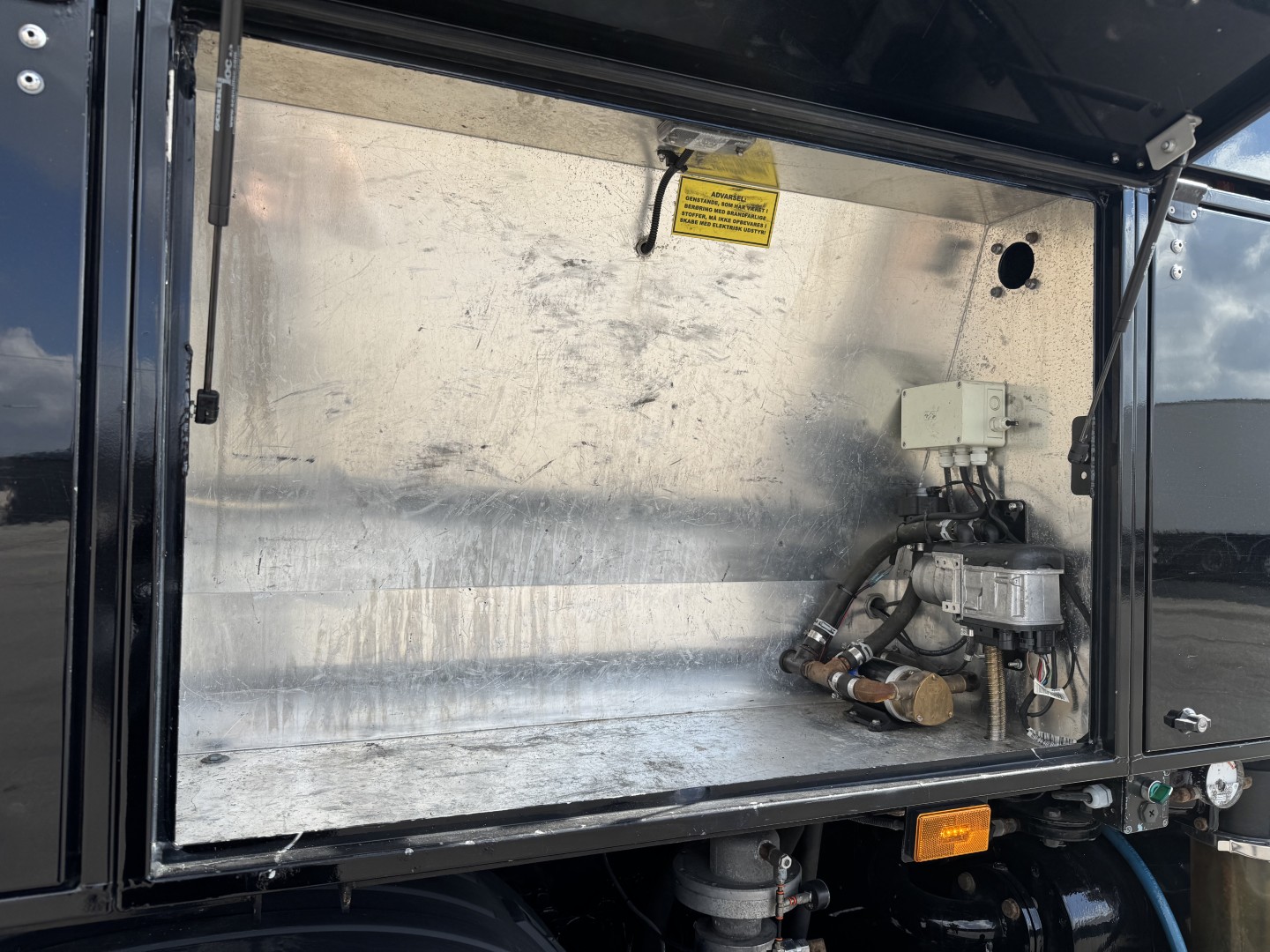 Scania P450 8x2*6 Hvidtved Larsen FlexLine 414 ADR