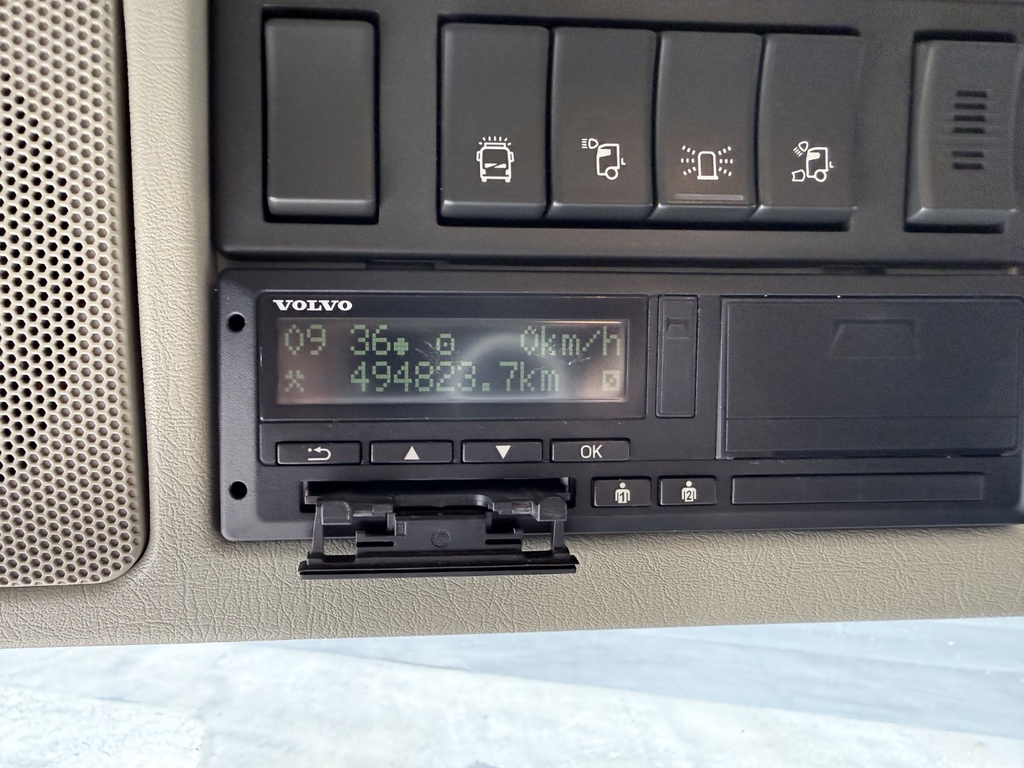 Volvo FMX500 8x4 med tandemakselløft HMF Pendeltip