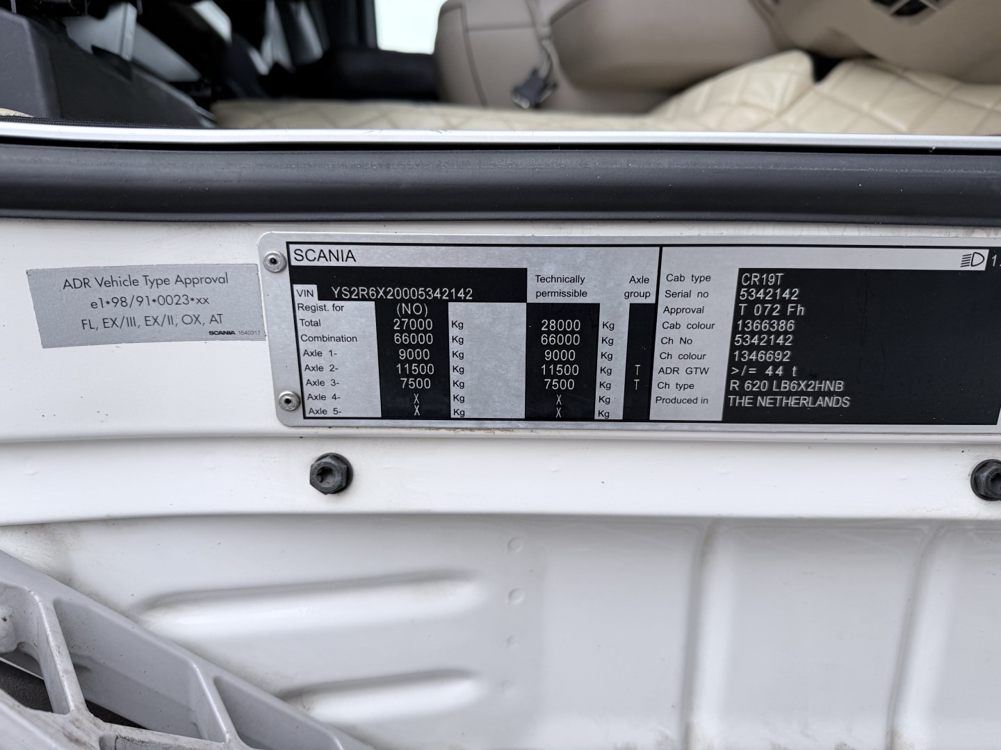 Scania R620 6x2 Topline HMK Bilcon 19.000 L ADR Tank