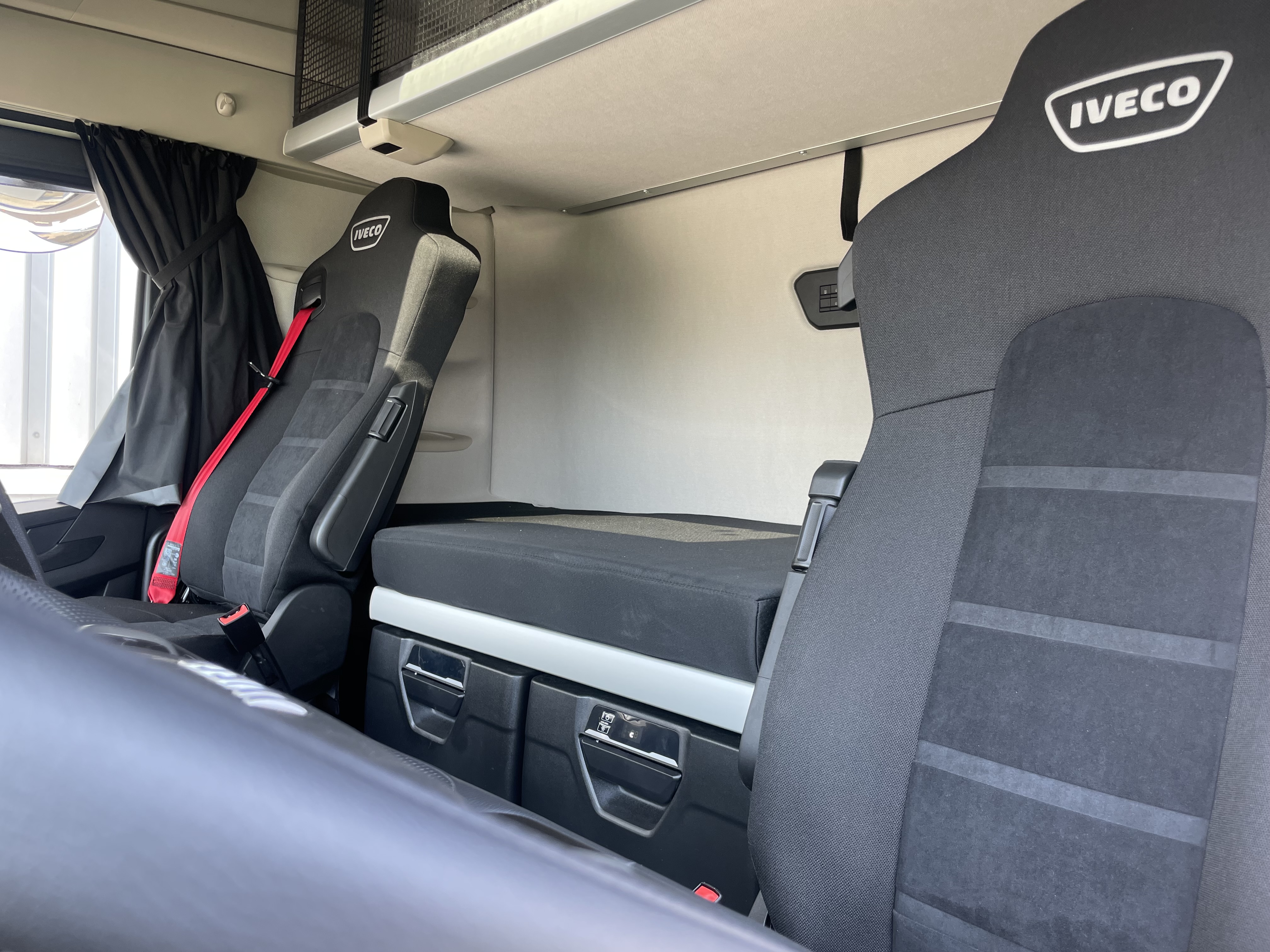 Iveco S-WAY AS440S57-E6e TY/FT 6x2