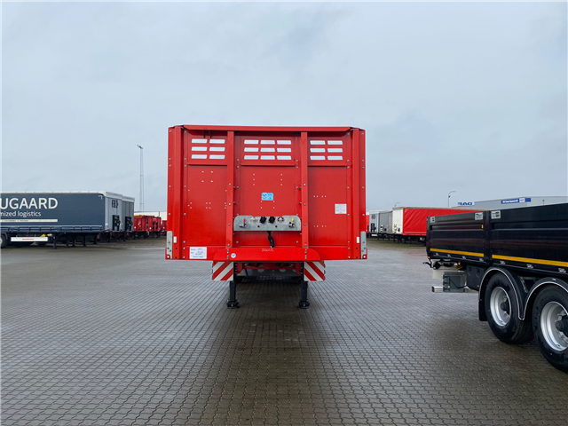 Kässbohrer SPB 3, Hårdtræsbund Flatbed