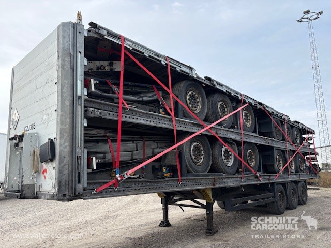 Schmitz Semi Curtainsider Standard