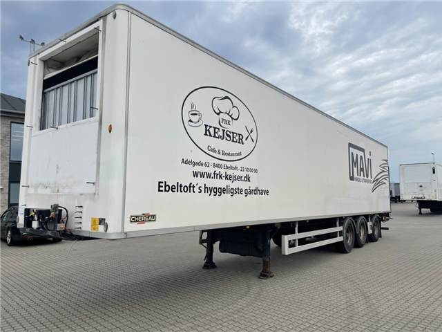 Chereau boxtrailer