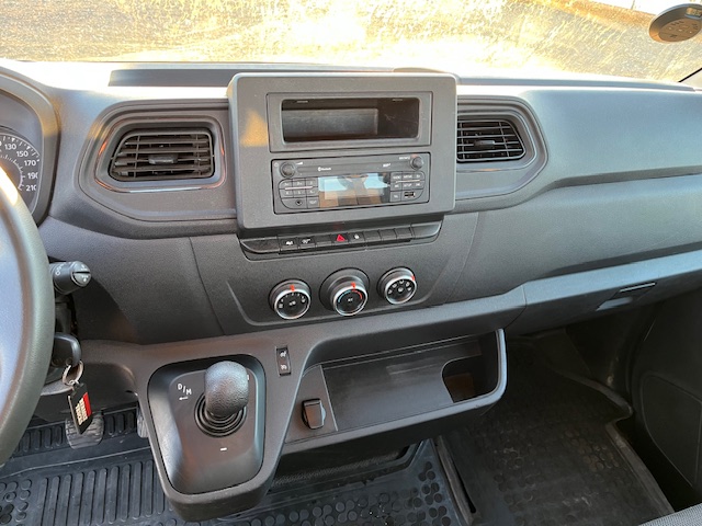 Renault Master 2.3 DCI 150HK Autotransporter – Knæklad