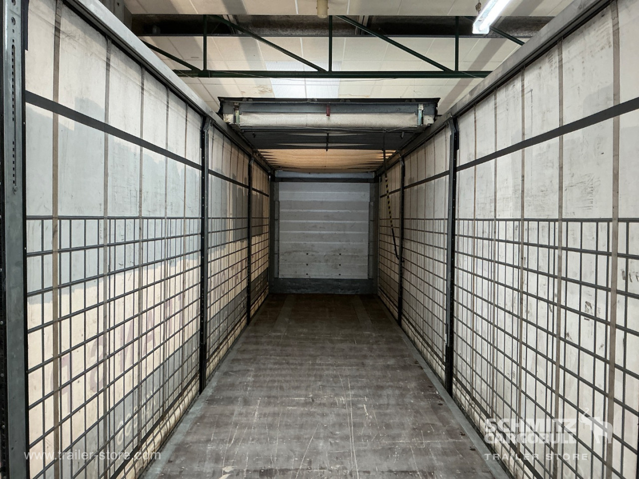Schmitz Semi Curtainsider Standard