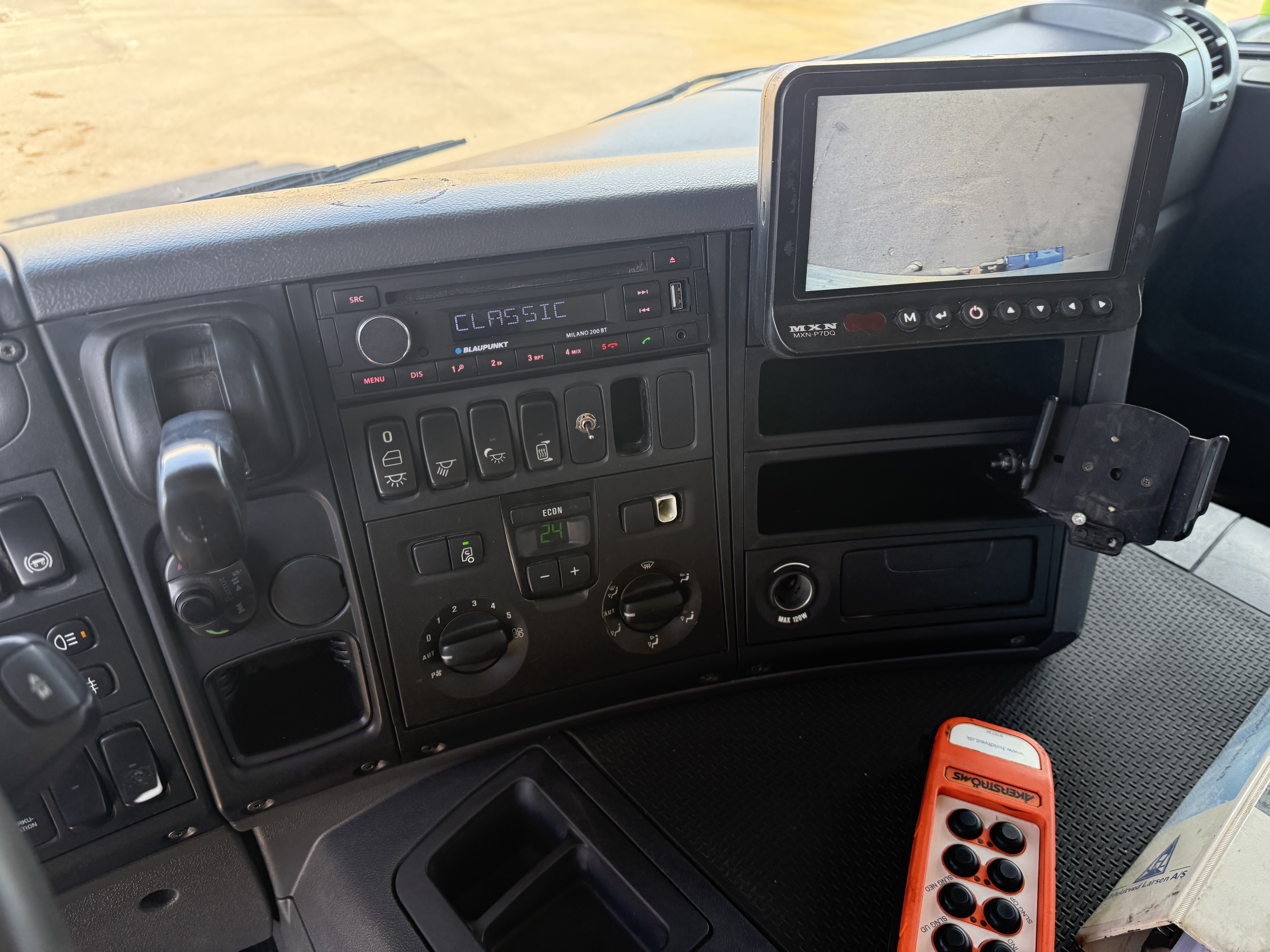 Scania P420 8x2*6 Hvidtved Larsen Flexline 414 Euro 5