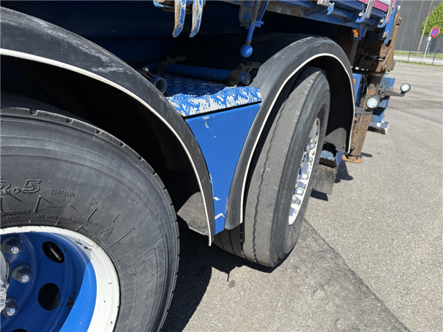 Volvo FH16/550 6x2*4 HMF 3220K4 Euro 6