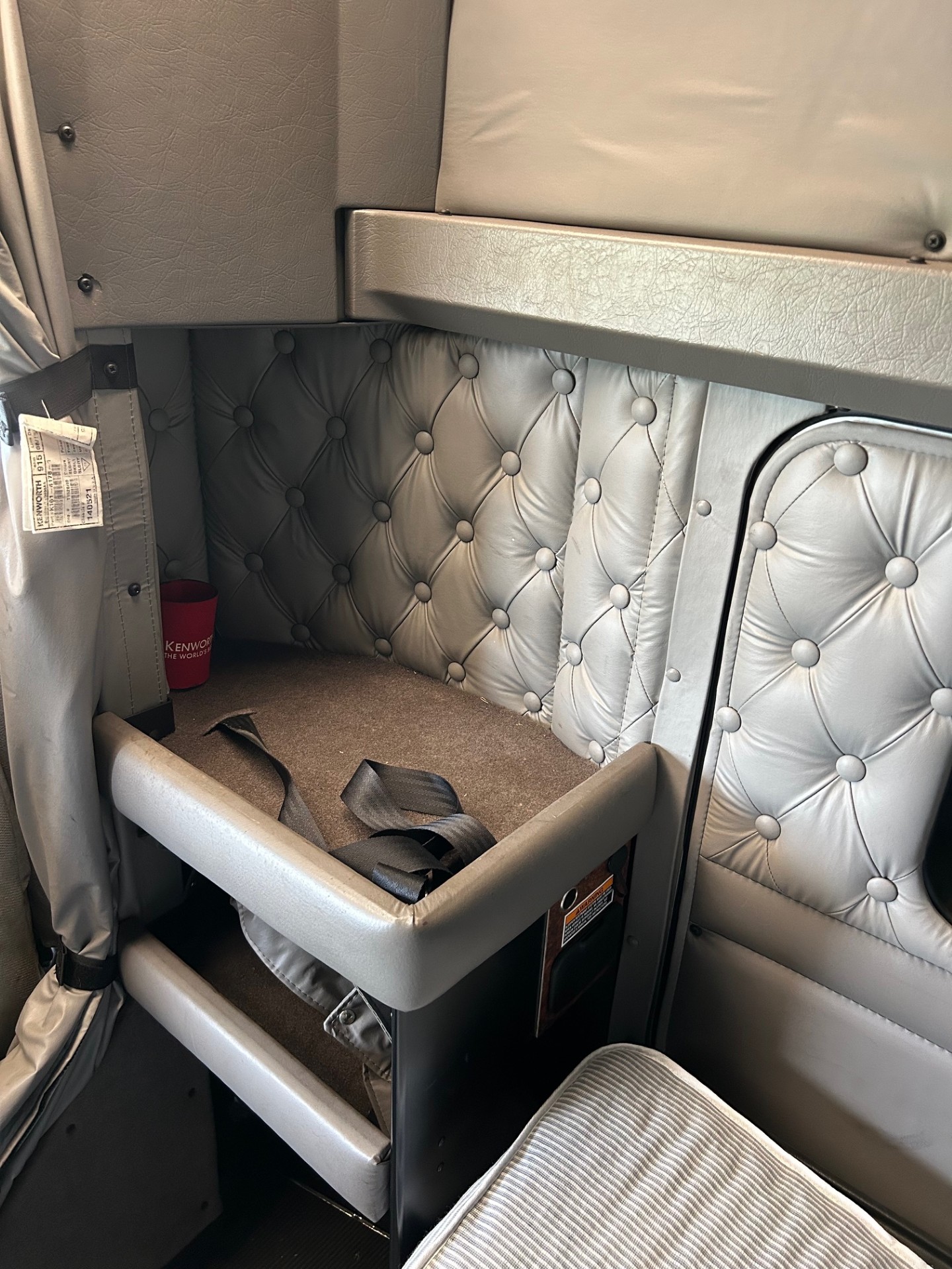 Kenworth W900L
