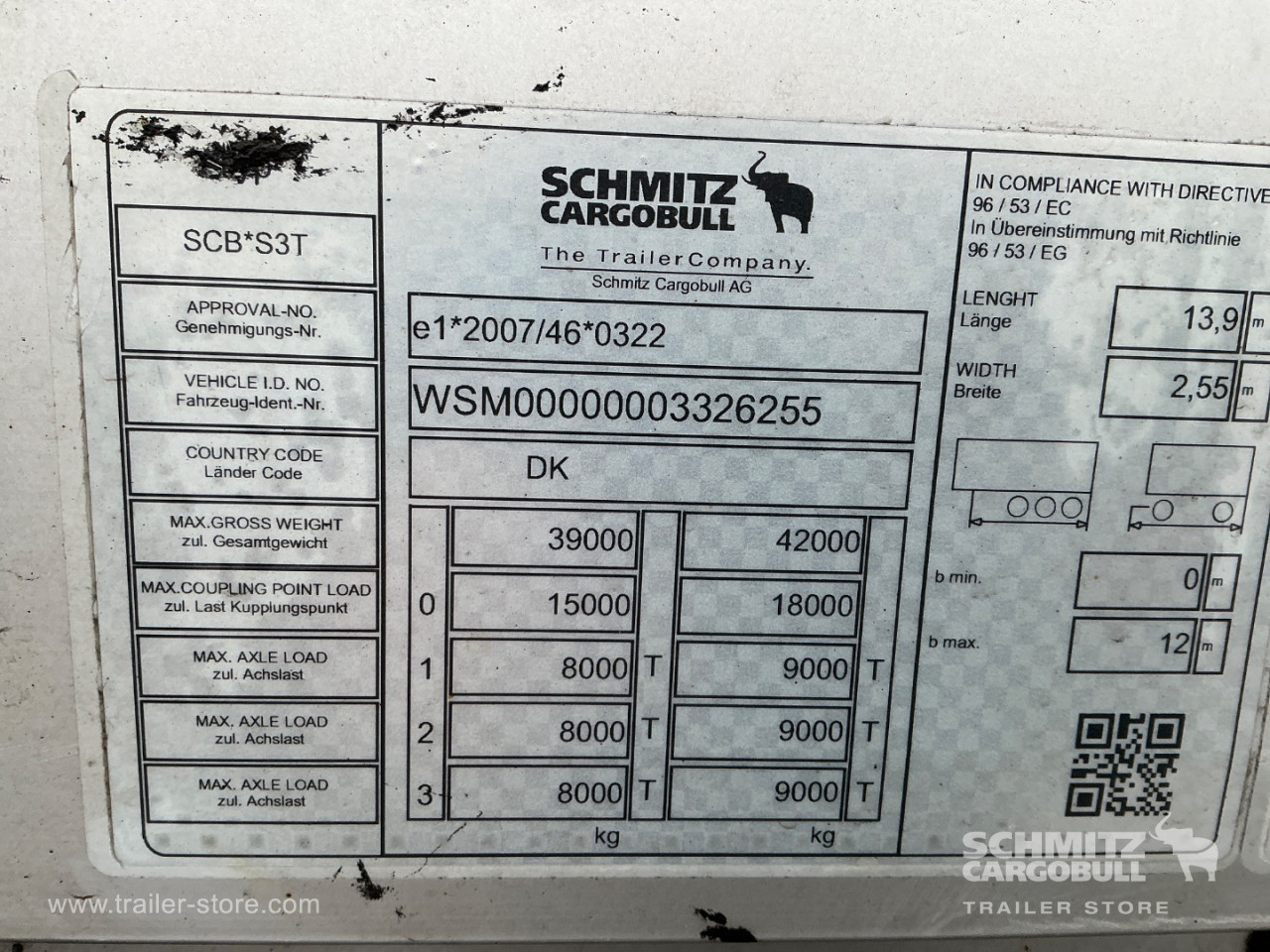 Schmitz Semi Curtainsider Standard