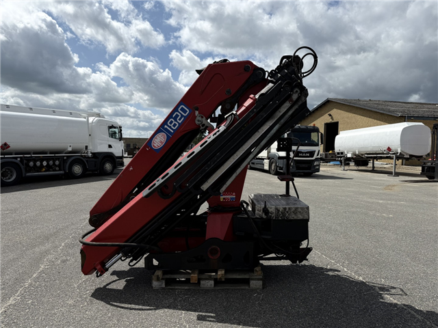 HMF 1820 K4 Fjernbetjening Kran