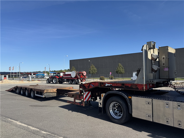 Kel-Berg / Faymonville 4 akslet Udtræks Maskintrailer