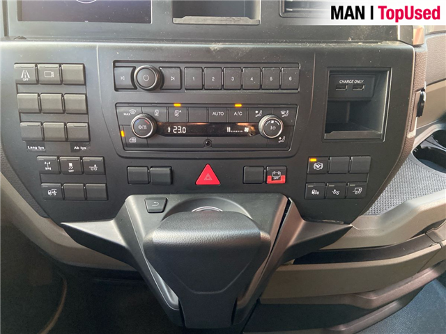 MAN TGX 26.470 6x2/4 BL SA