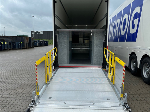 Burgers 2 - Akslet City Dobbeltdækker Trailer. (FABRIKSNYE)