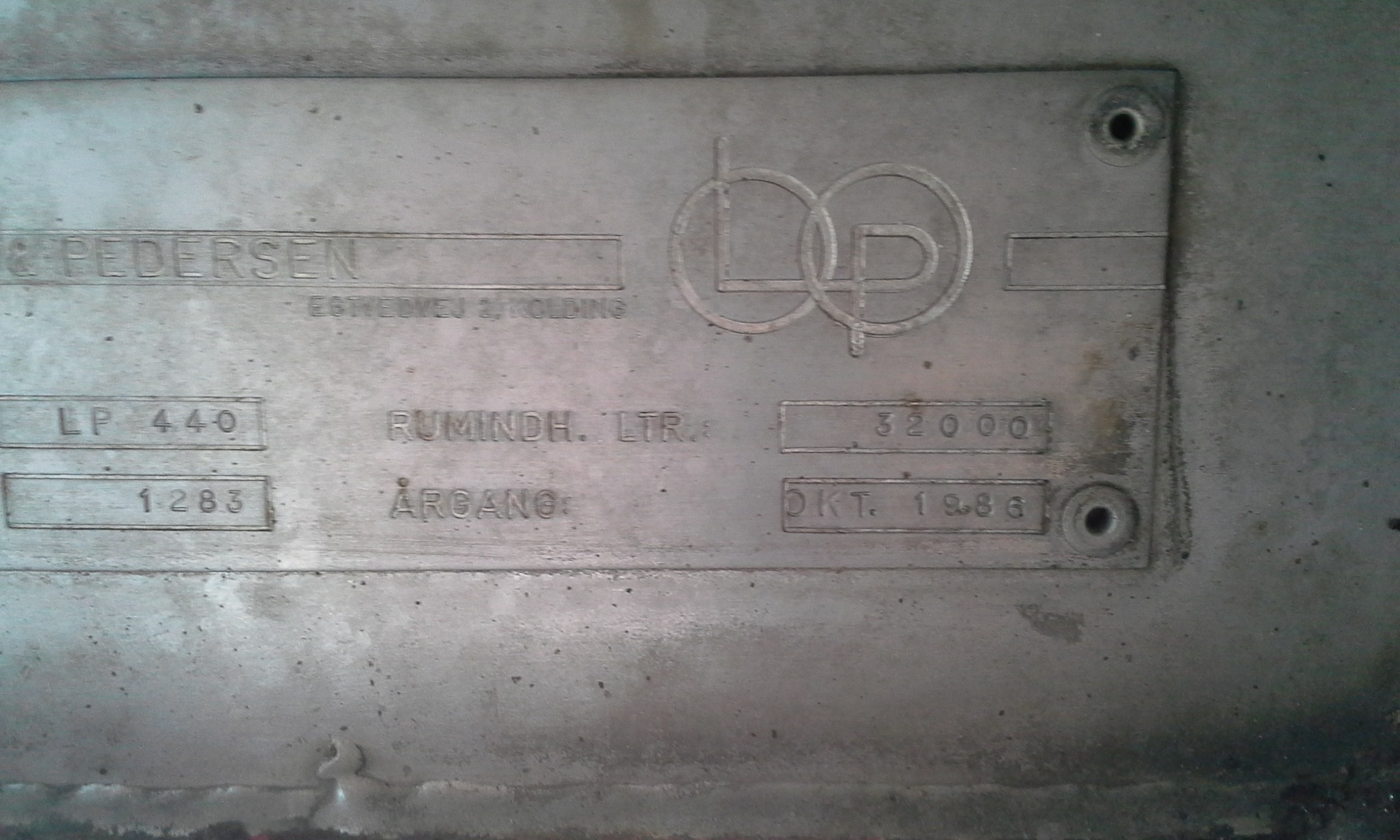 Kässbohrer Vand/Mælk 32000 Liter Rustfri 304 isoleret