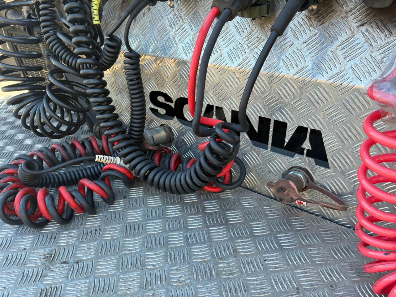 Scania R 530 A6x2NB - 2 streng hydraulikanlæg