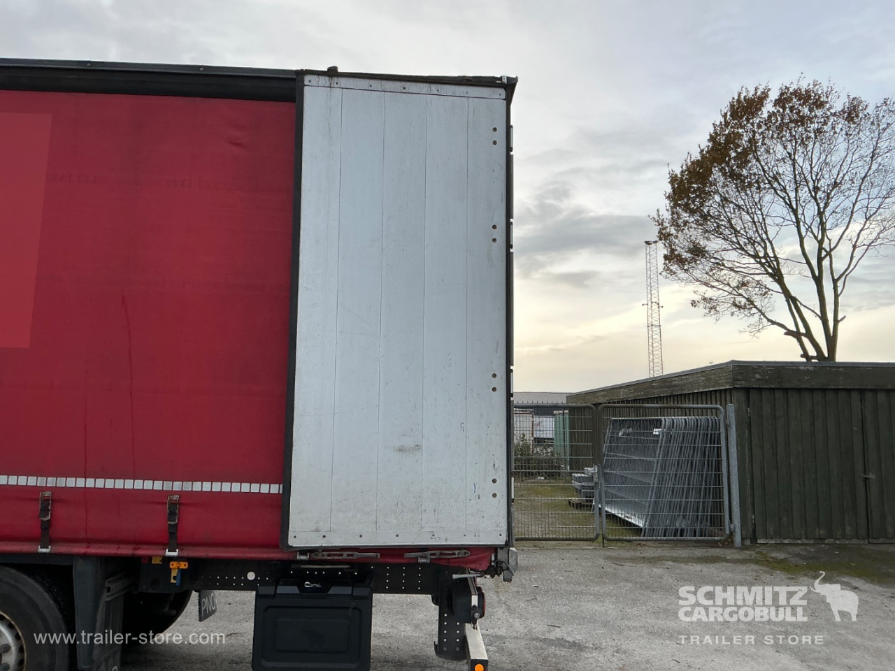 Schmitz Semi Curtainsider Standard