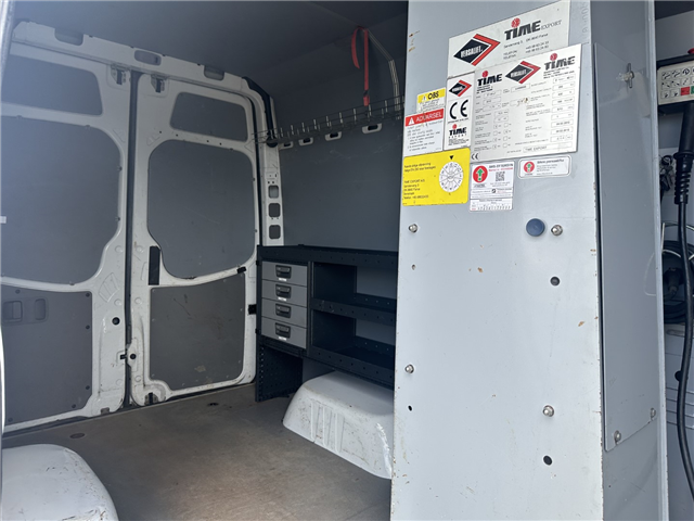 Mercedes Spinter 516 CDI Versalift ET-36-LF 13.7 m.