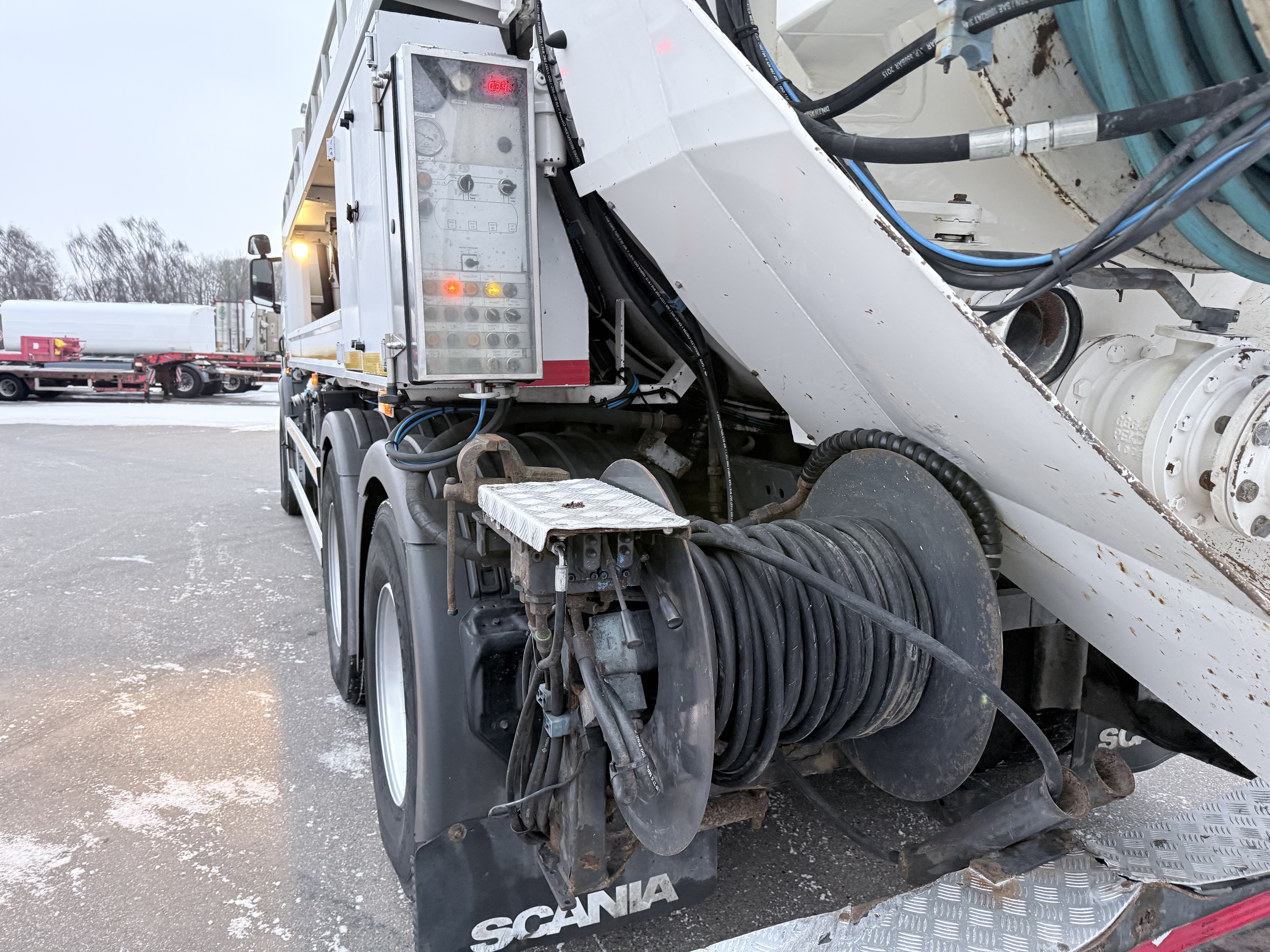 Scania P360 6x4 Hvidtved Larsen FlexLine 312