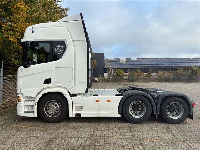 Scania R 500 A6x2NB m. 3 streng hydraulik