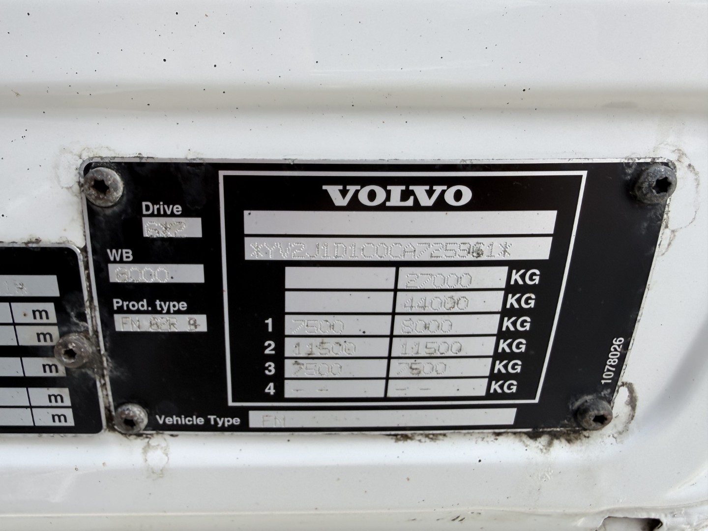 Volvo FM 330 6x2*4 Sideåbning 8.7 m