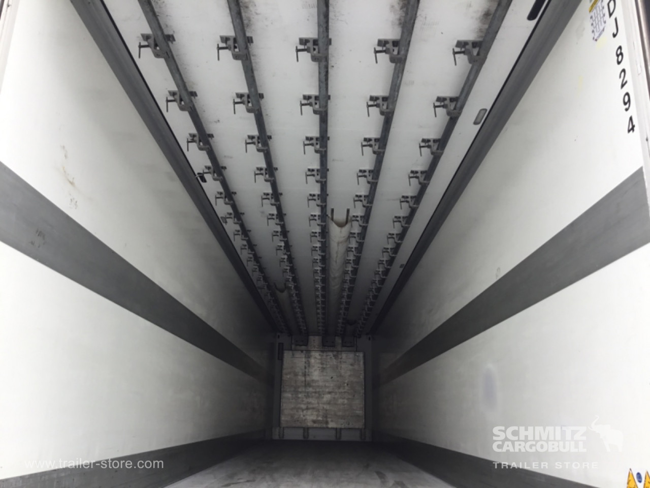 Schmitz Semi Reefer Meat hanging system