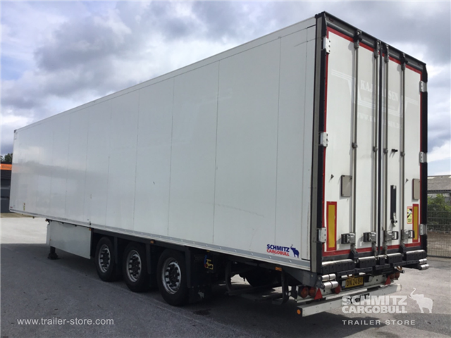 Schmitz Semi Reefer Meat hanging system