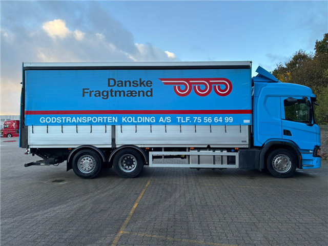 Scania P 410 B6x2*4LB