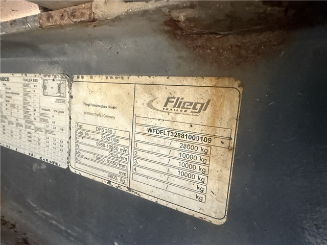 Fliegl FLT328 3 akslet Maskinanhænger m/hjulbrønd