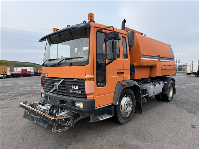 Volvo FL615 Johnston-Beam JB 600