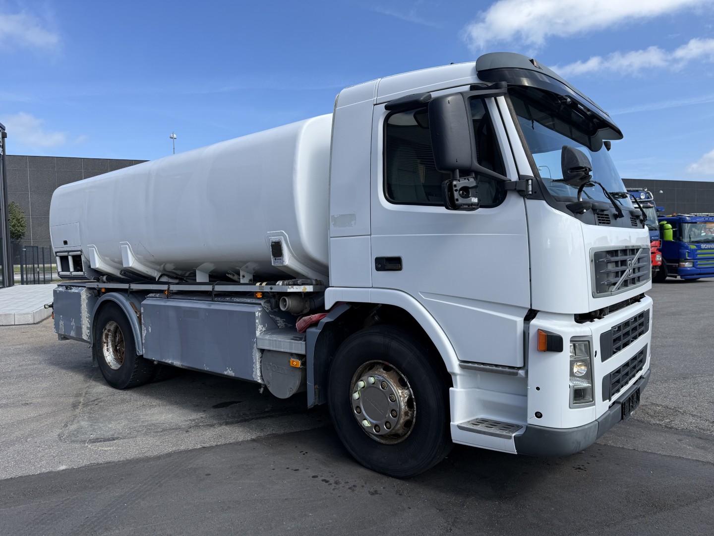 Volvo FM9/260 4x2 12.865 l. ADR