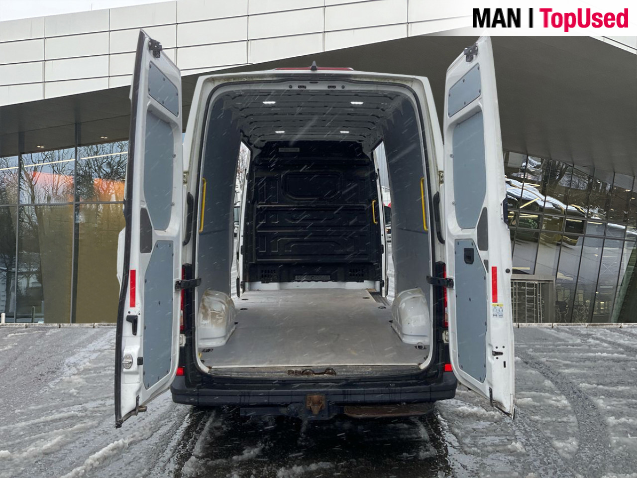 MAN TGE 3.180 4X2F SB