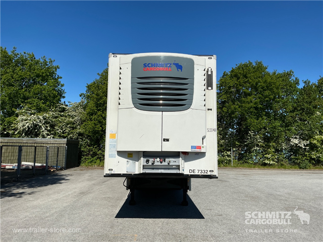 Schmitz Semi Reefer Meat hanging system