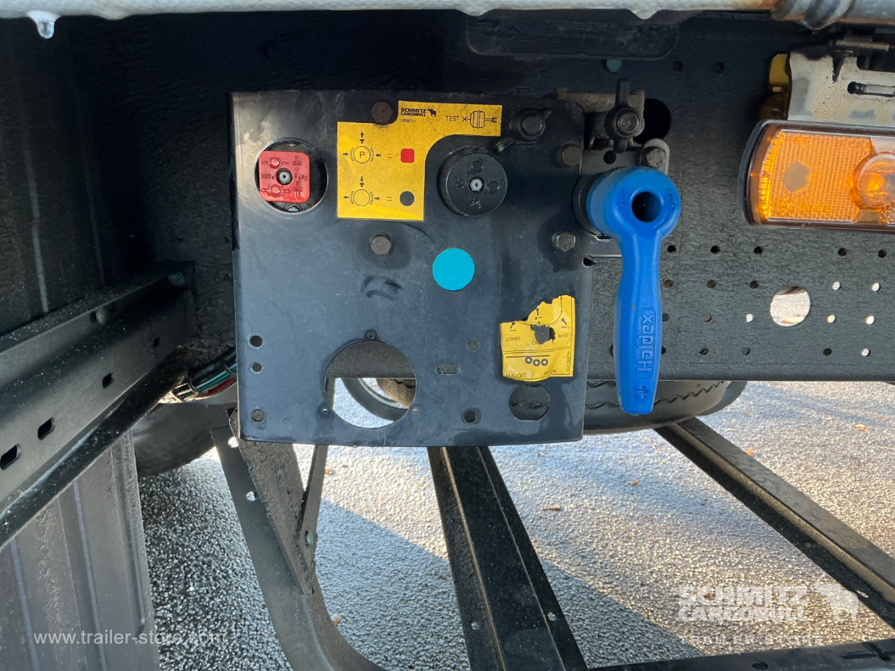 Schmitz Semi Curtainsider Standard , Foldedør højre