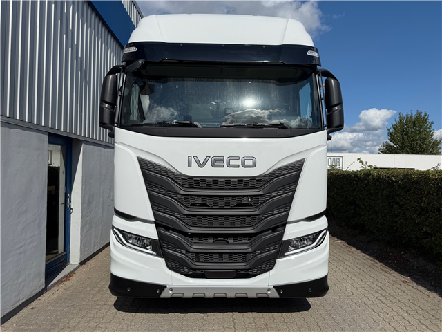 Iveco AS440S58-E6e TY/FT 6x2