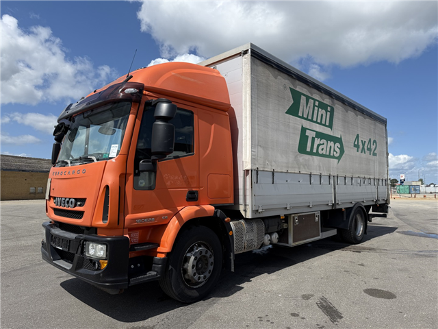 Iveco Euro Cargo 180E28 Euro 6 Fragtbil